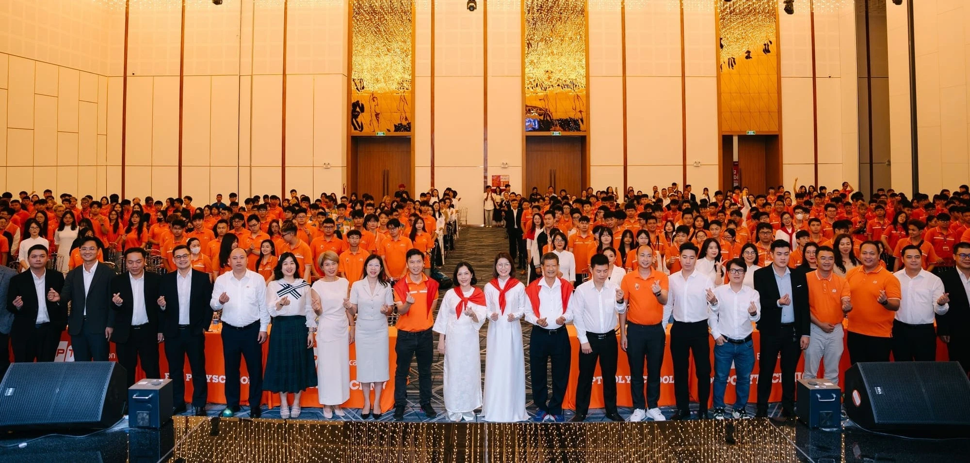 Bật mí các ý tưởng tổ chức 20-11 sáng tạo, ý nghĩa - Tôn vinh nghề giáo trọn vẹn